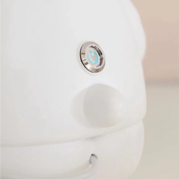 Hello Kitty Pottery Barn White Projector Night Light-NWOT - Picture 8 of 8